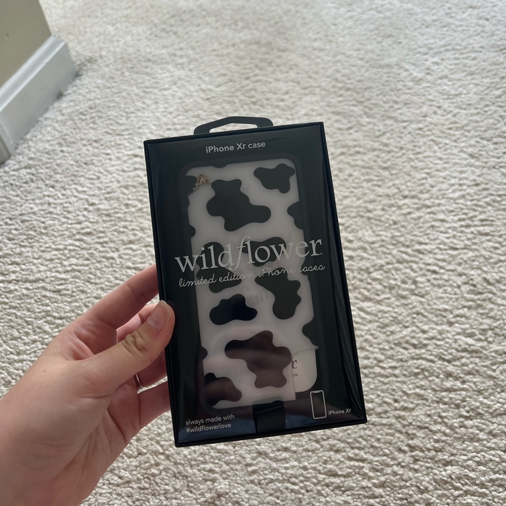 iphone XR wildflower case